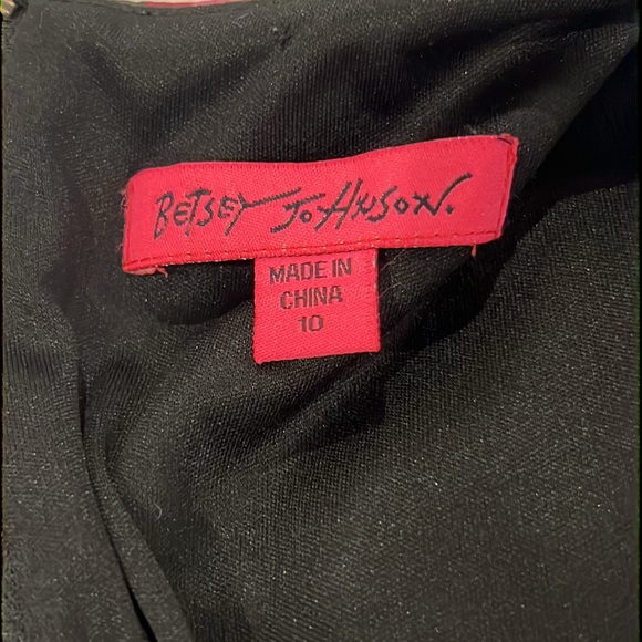 Betsey Johnson Floral Cap Sleeve Dress - Picture 6 of 8